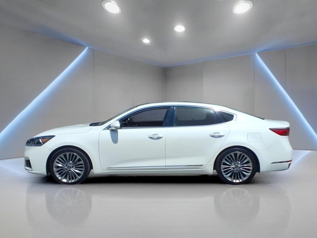 Used 2018 Kia Cadenza Limited with VIN KNALC4J19J5100263 for sale in Bowie, MD