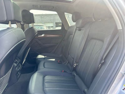 2023 Audi Q5 45 S line Premium quattro