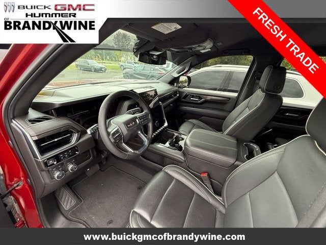2025 GMC Yukon Elevation