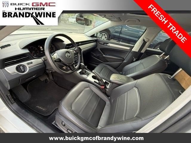 2022 Volkswagen Passat 2.0T SE