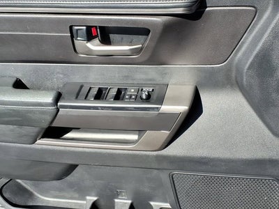 2022 Toyota Tundra 4WD SR5