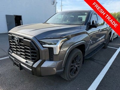2022 Toyota Tundra 4WD SR5