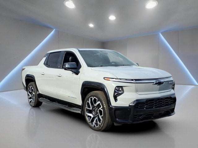 2025 Chevrolet Silverado EV RST