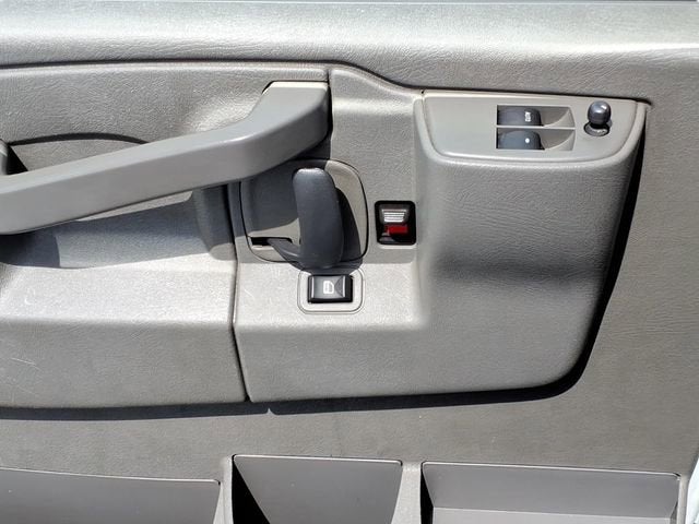 2022 Chevrolet Express Cargo 2500 WT