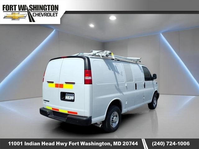 2022 Chevrolet Express Cargo 2500 WT