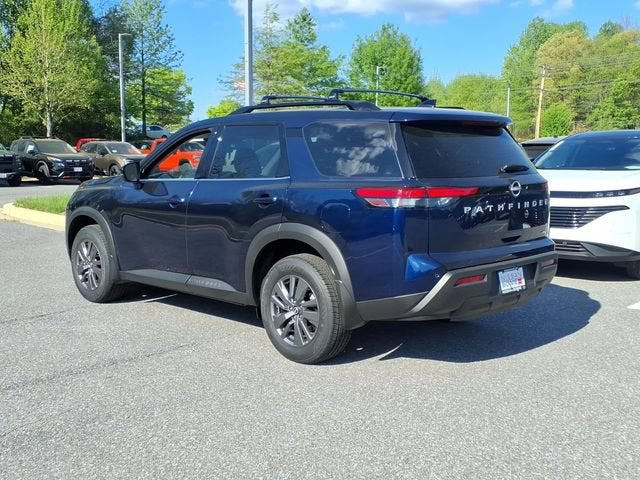 2025 Nissan Pathfinder SV 4WD