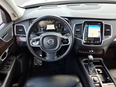 2019 Volvo XC90 T6 Momentum