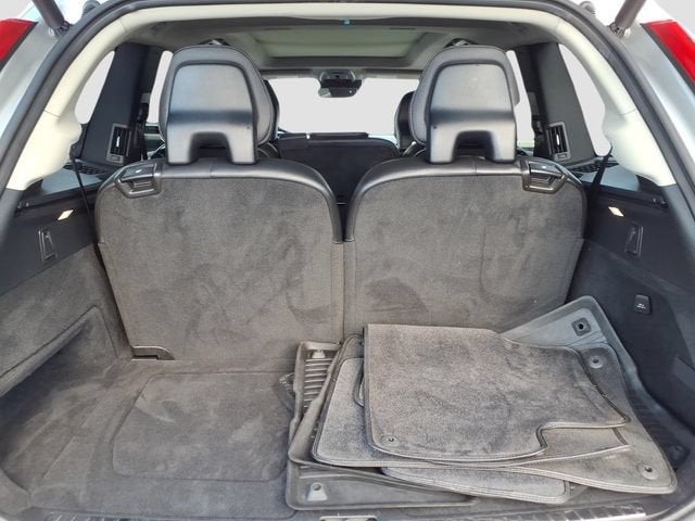 2019 Volvo XC90 T6 Momentum