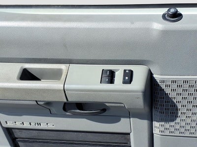 2022 Ford E-350SD Base Cutaway