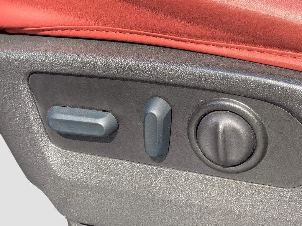 2022 GMC Sierra 1500 Limited Denali w/ Apple CarPlay