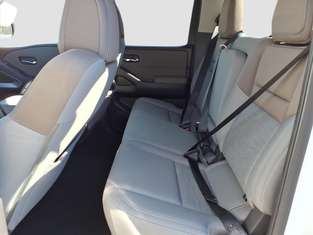 2022 Nissan Frontier SV CREWCAB ONE OWNER!!