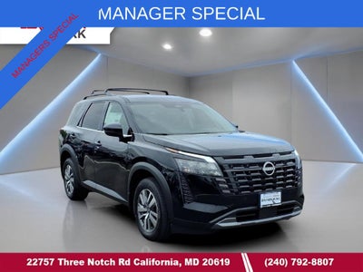 2026 Nissan Pathfinder SL