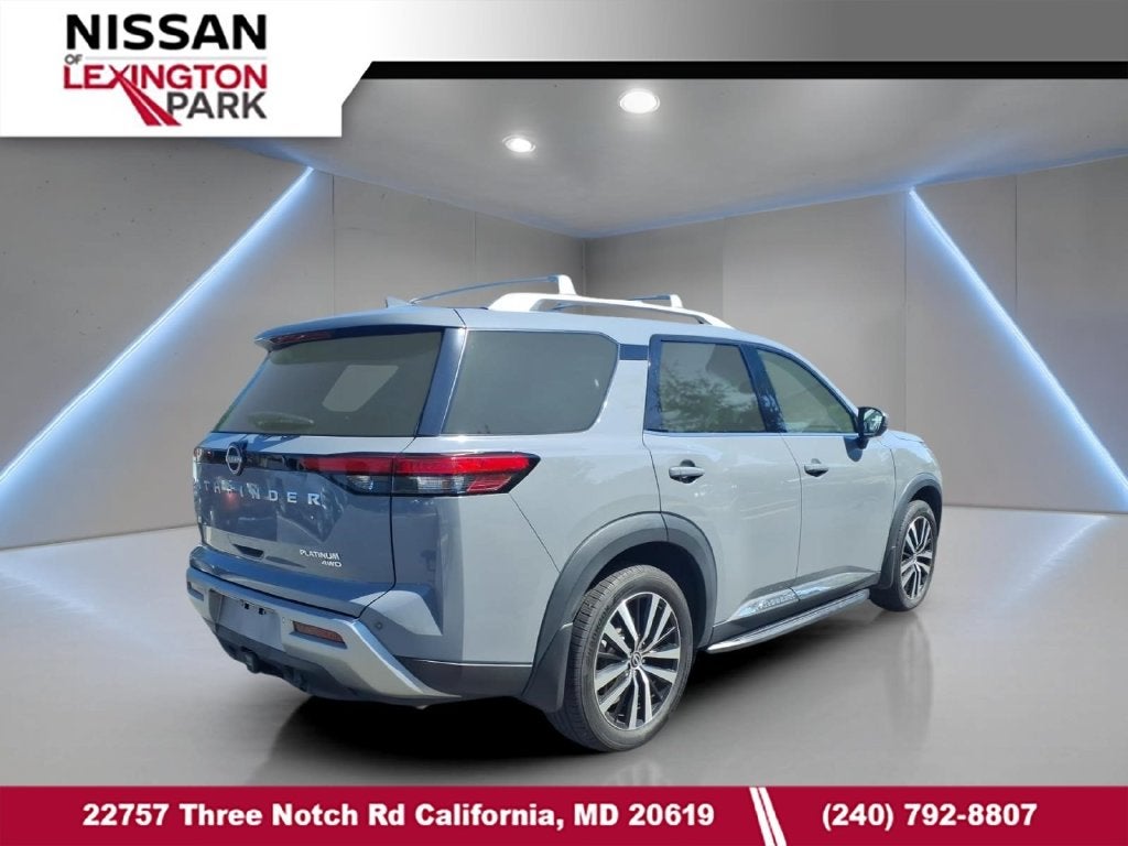 2023 Nissan Pathfinder Platinum