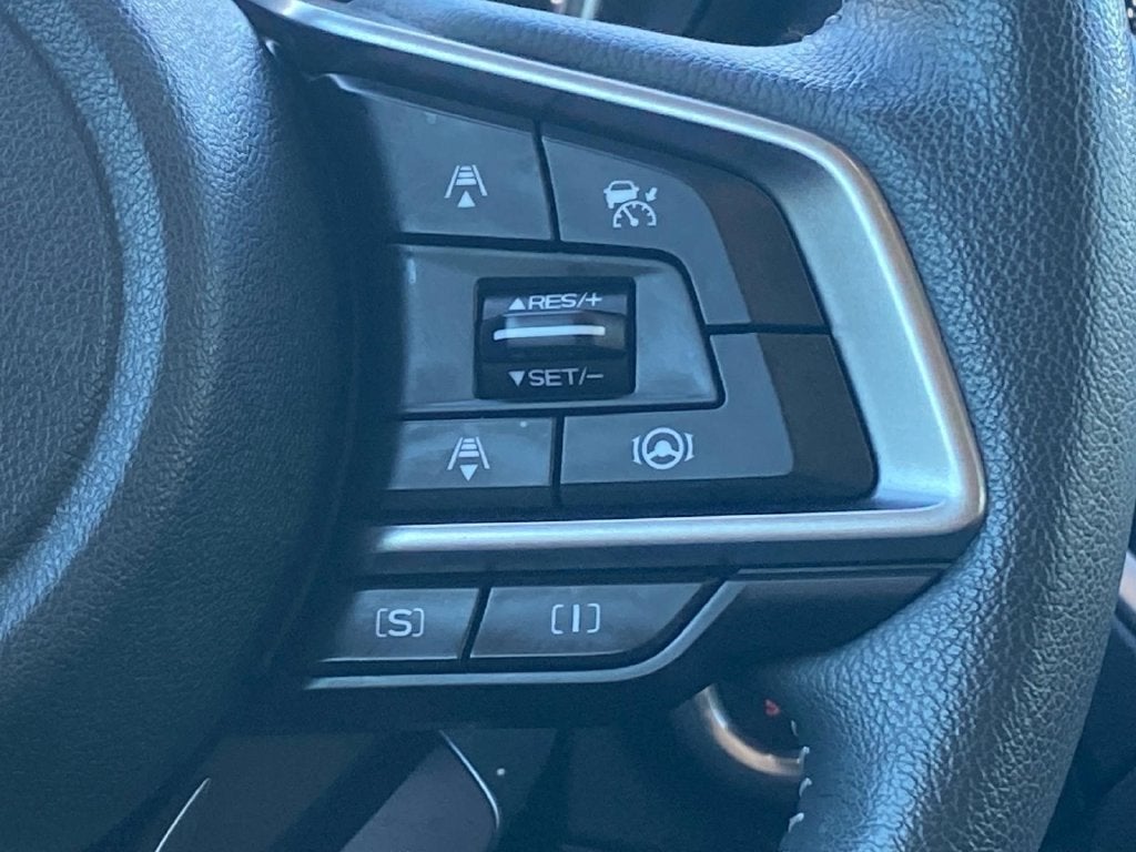 2022 Subaru Forester Limited - Panoramic Moonroof