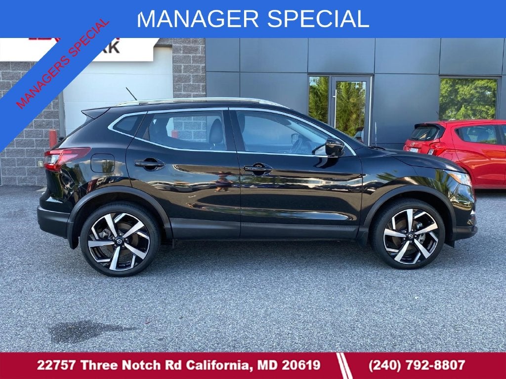 2022 Nissan Rogue Sport SL