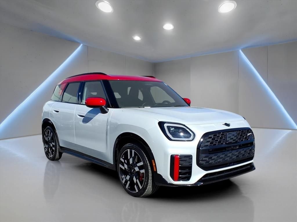 2025 MINI John Cooper Works Countryman Iconic