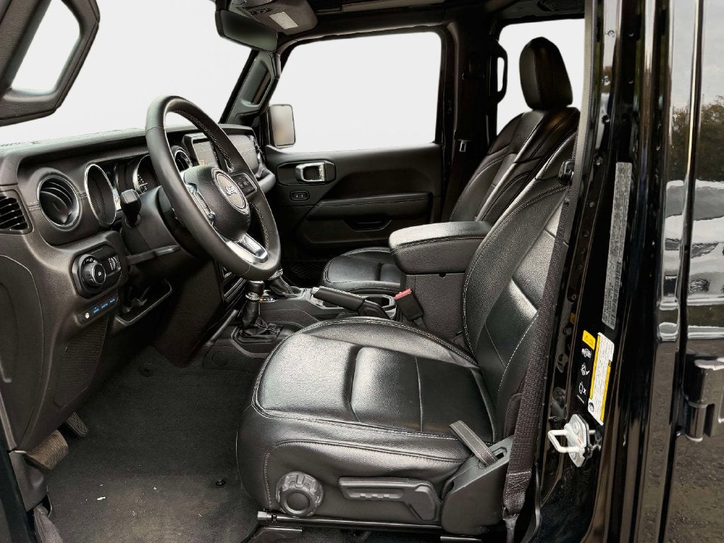 2023 Jeep Wrangler 4xe Sahara 4x4