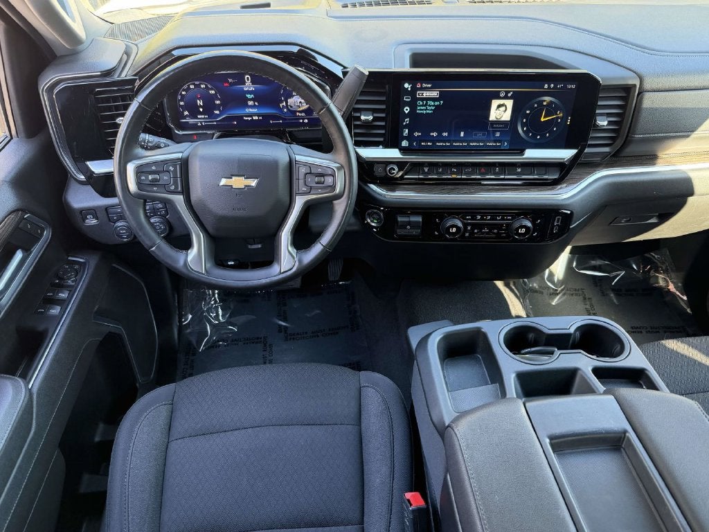 2025 Chevrolet Silverado 3500HD 4WD Crew Cab Long Bed LT