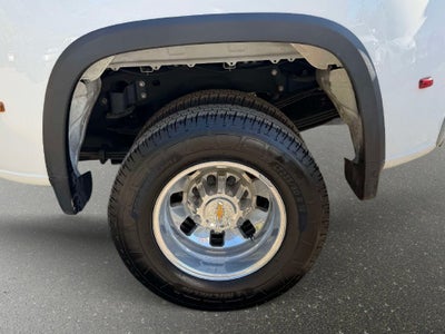 2025 Chevrolet Silverado 3500HD 4WD Crew Cab Long Bed LT