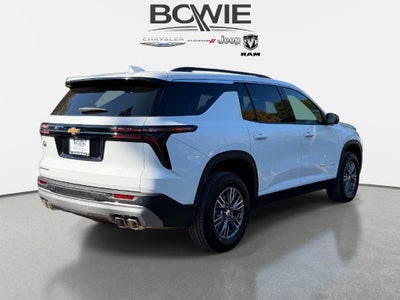 2026 Chevrolet Traverse FWD LT