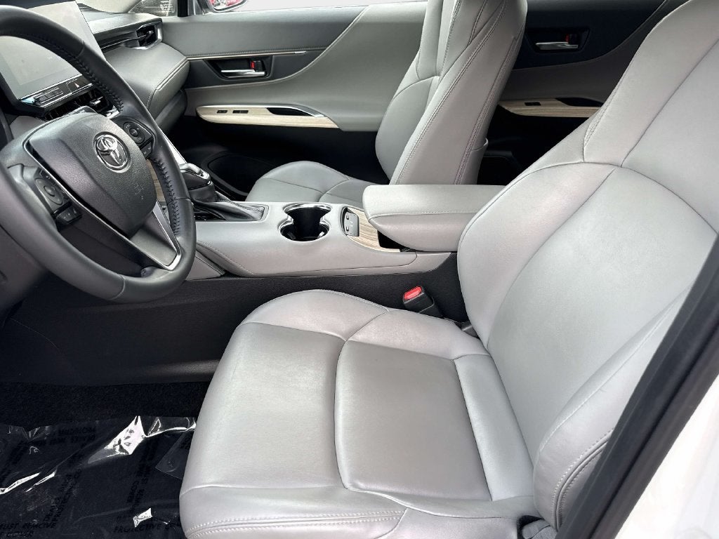 2023 Toyota Venza XLE