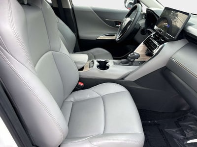 2023 Toyota Venza XLE