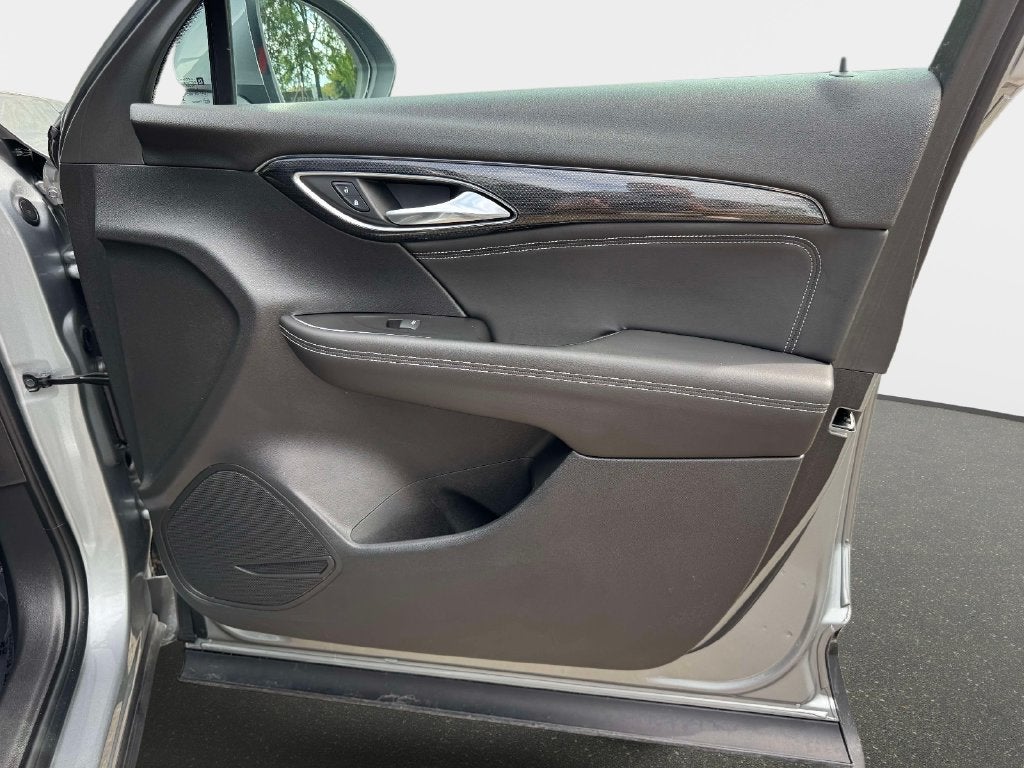 2023 Buick Envision Essence AWD
